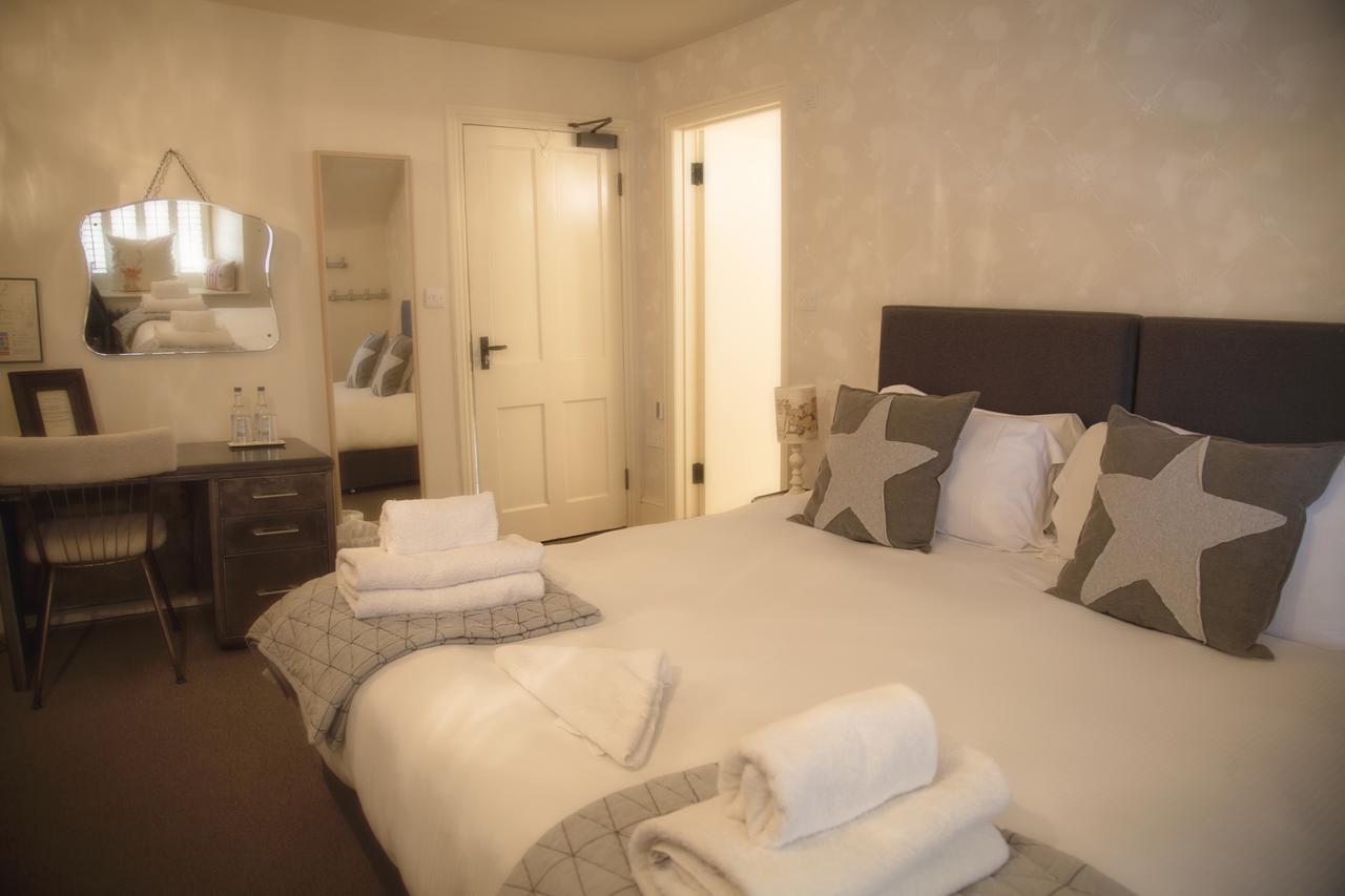 Hotel The White Hart Somerton  Zewnętrze zdjęcie