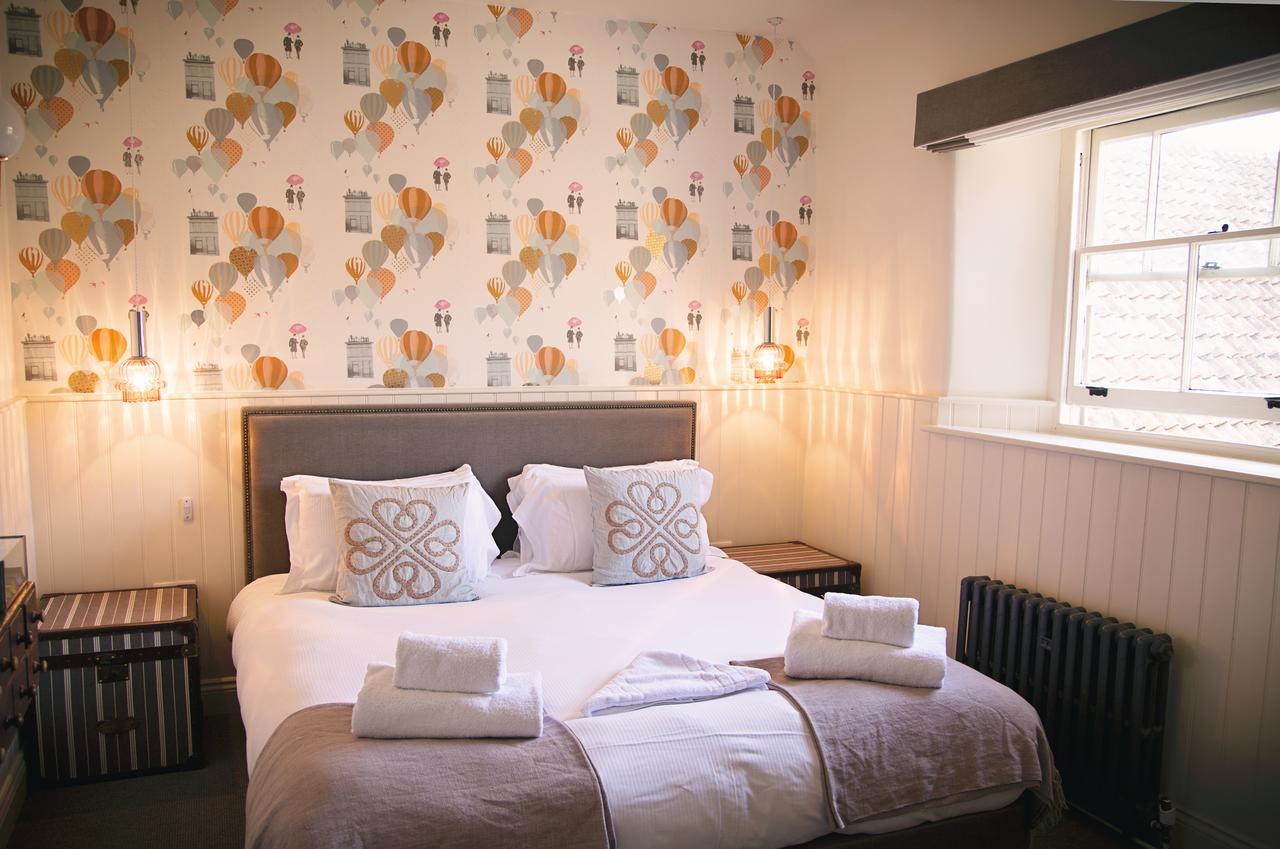Hotel The White Hart Somerton  Zewnętrze zdjęcie