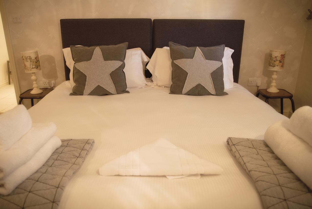 Hotel The White Hart Somerton  Zewnętrze zdjęcie